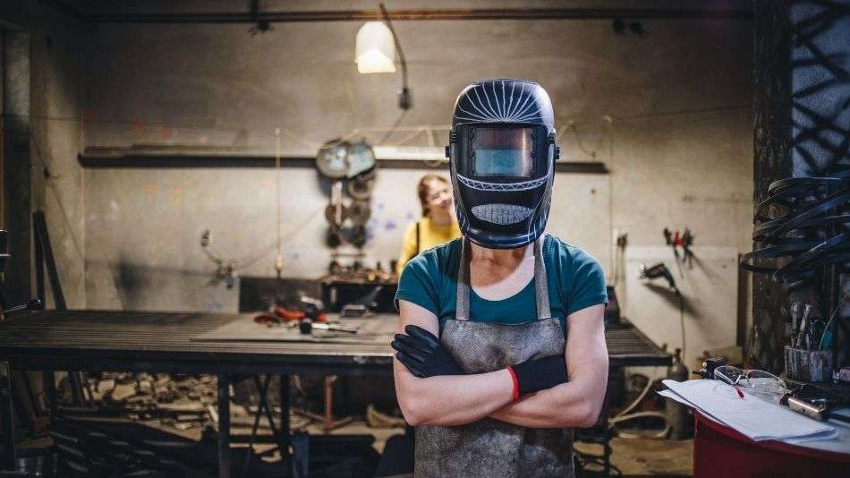 What Should You Wear to a Welding Interview – Advice From a Real World Welding Employer